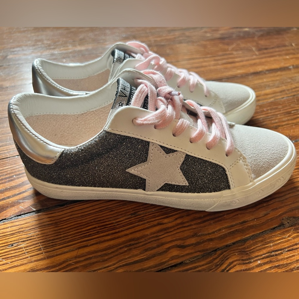 Glitter Star Slip-on Sneaker | Vintage Havanna | Size: 7.5